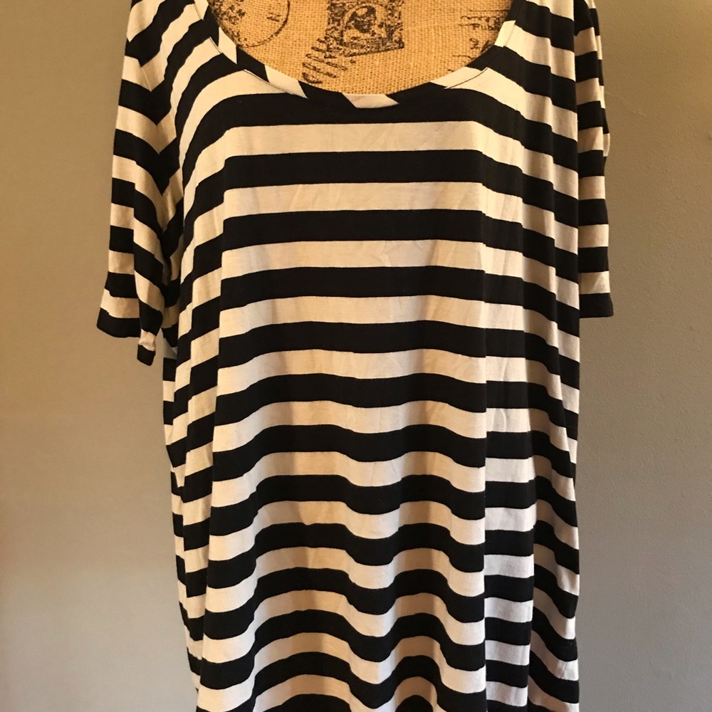 Black and Beige T-Shirt